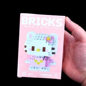 Brand New Hello Kitty Bricks Lego Figure Sealed in box
